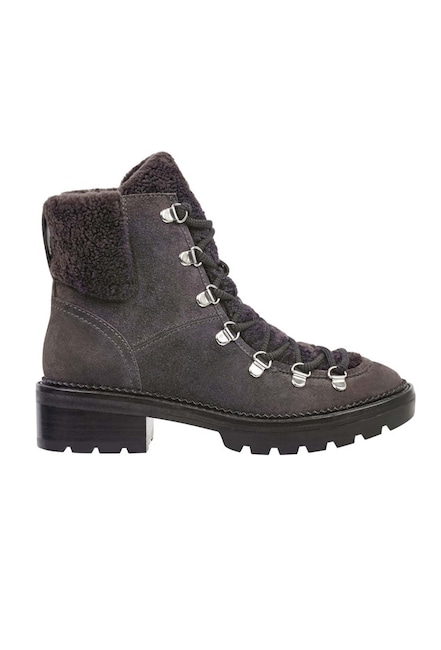 E-comm: Comfy Boots You Can Wear to the Office in Winter